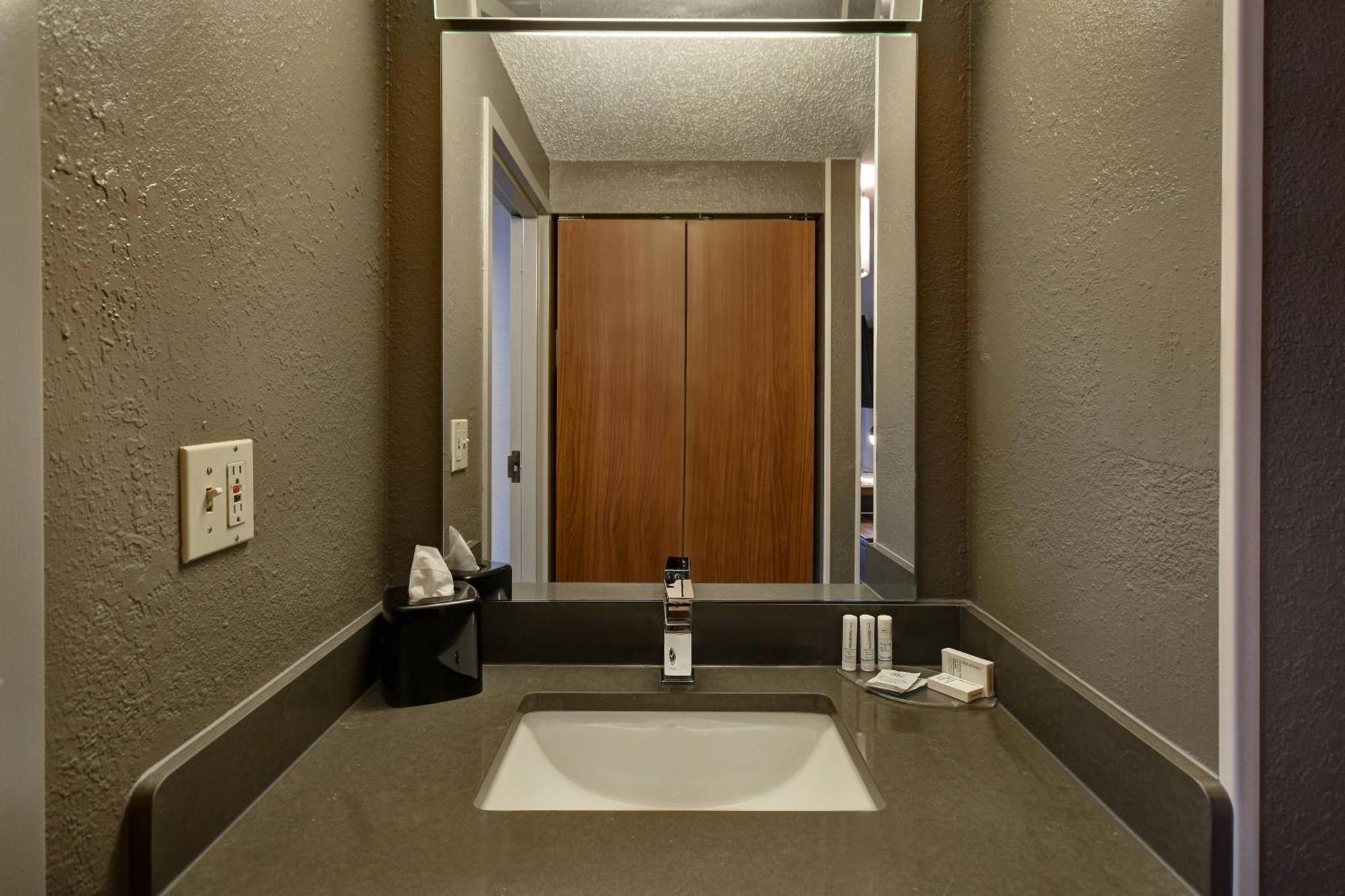 Courtyard By Marriott Cincinnati Airport Erlanger Ngoại thất bức ảnh