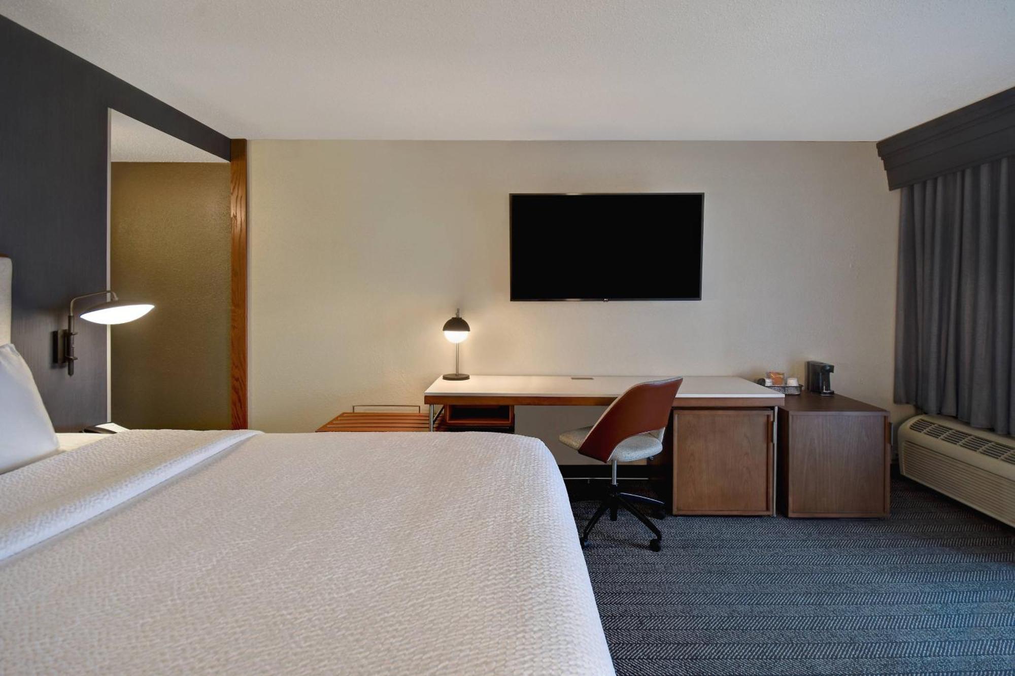 Courtyard By Marriott Cincinnati Airport Erlanger Ngoại thất bức ảnh