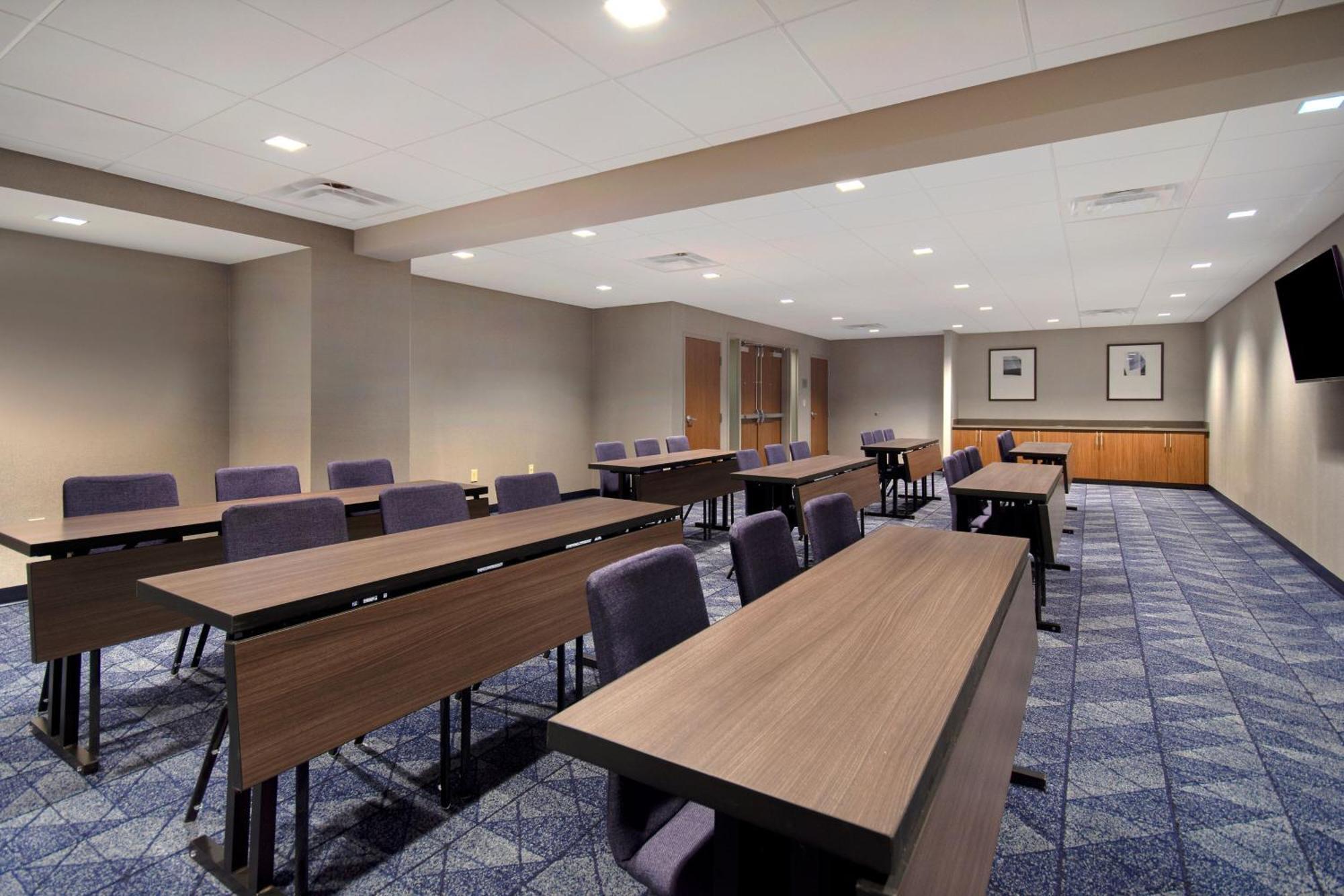 Courtyard By Marriott Cincinnati Airport Erlanger Ngoại thất bức ảnh