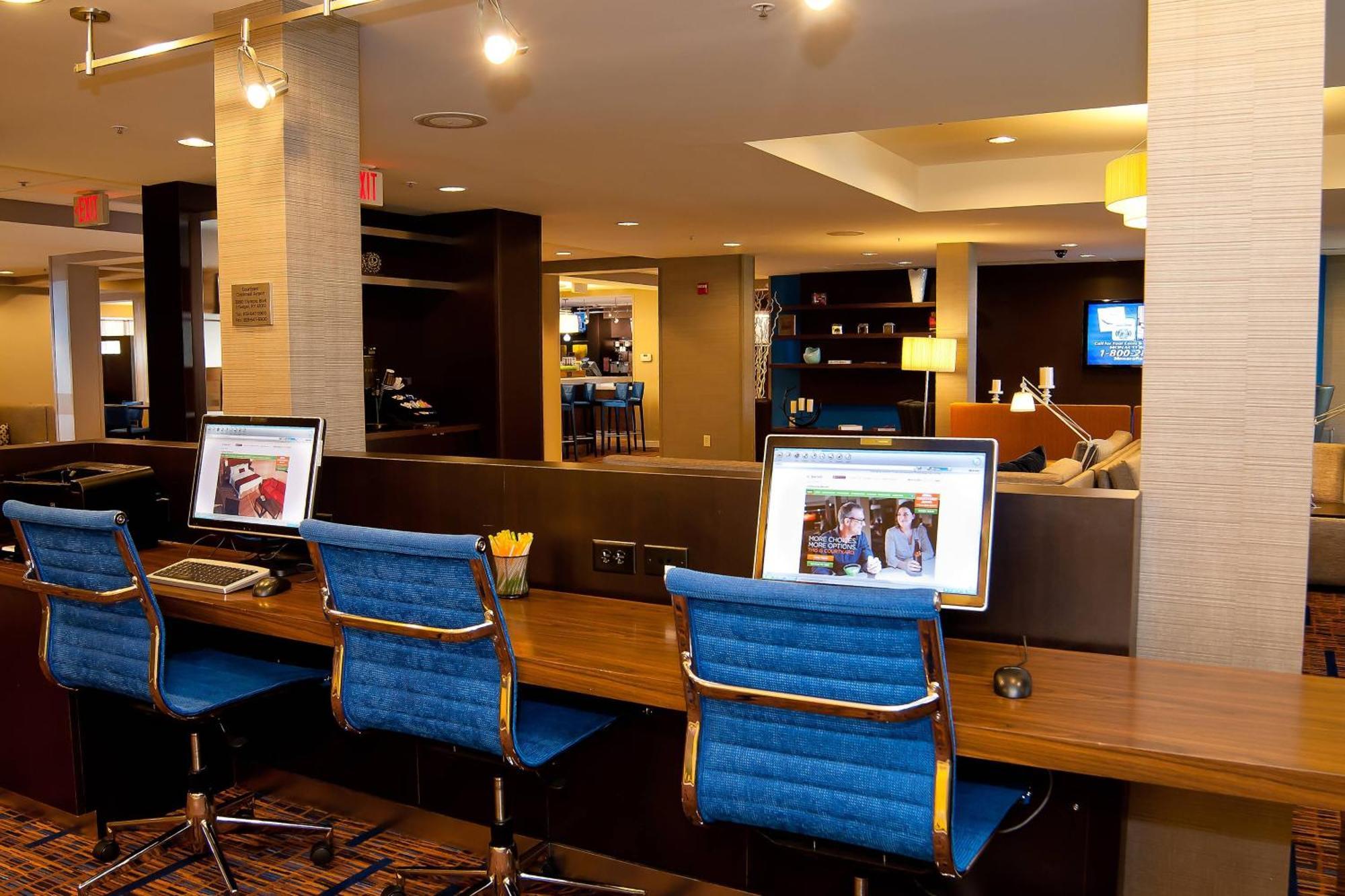 Courtyard By Marriott Cincinnati Airport Erlanger Ngoại thất bức ảnh