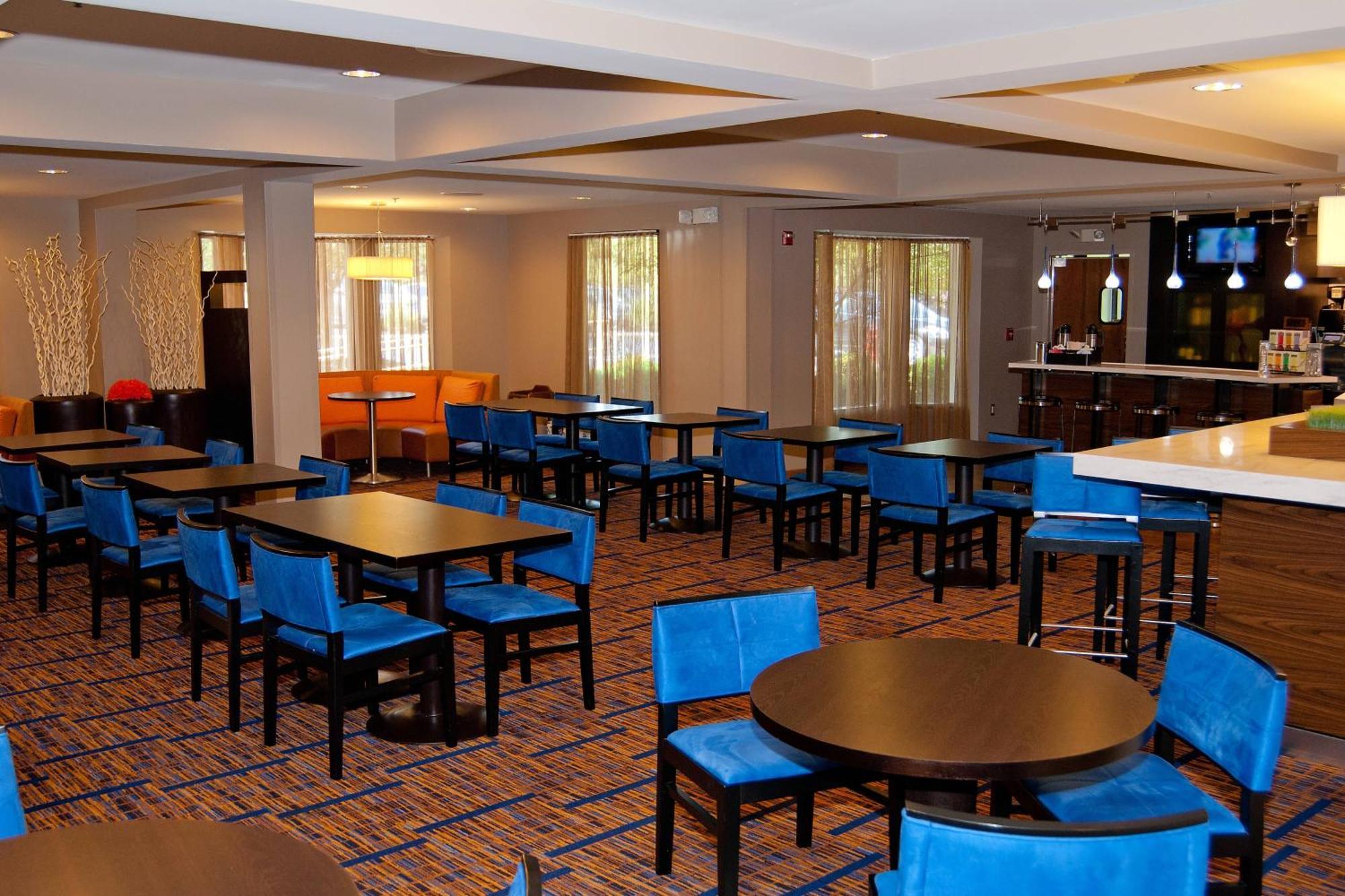 Courtyard By Marriott Cincinnati Airport Erlanger Ngoại thất bức ảnh